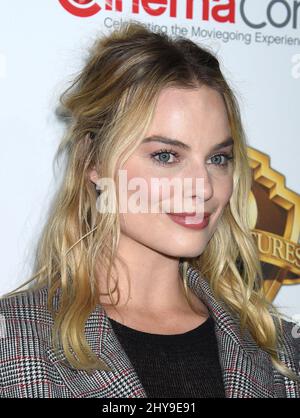 Margot Robbie besucht Warner Bros. Pictures und lädt Sie zu einer exklusiven Präsentation zum Thema „The Big Picture“ ein, die den Sommer 2016 und darüber hinaus im Kolosseum im Caesars Palace während der CinemaCon, der offiziellen Versammlung der National Association of Theatre Owners, präsentiert. Stockfoto