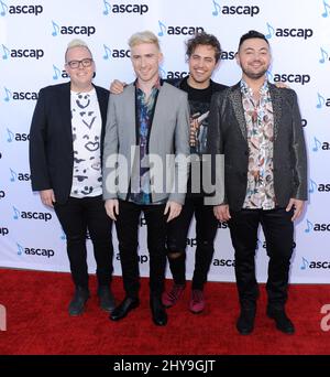 Sean Waugaman, Nichola Petricca, Kevin Ray, Eli Maiman, „Walk the Moon“, Teilnahme an den ASCAP Pop Awards 2016 im Dolby Theater in Los Angeles, USA. Stockfoto