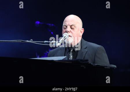 Billy Joel im Konzert in der T-Mobile Arena in Las Vegas, USA. Stockfoto