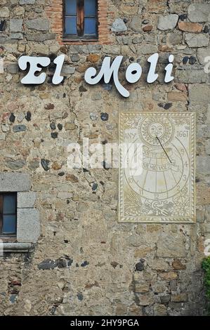 Felsenmühle in der Roca del Valles in der Region Vallès Oriental, Provinz Barcelona, Katalonien, Spanien Stockfoto