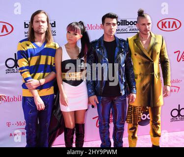 DNCE und Joe Jonas bei den Billboard Music Awards 2016 in Las Vegas Stockfoto