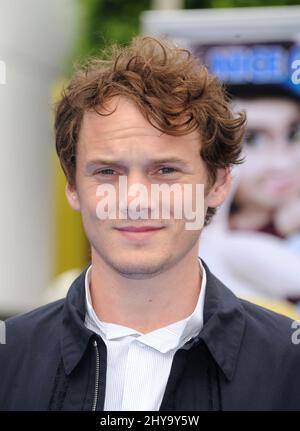 Datei Foto: 28. Juli 2013 Westwood, Ca. Anton Yelchin 'The Schlümpfe 2' Los Angeles Premiere im Regency Village Theater / Stockfoto