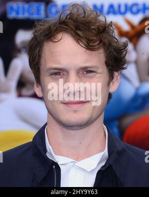 Datei Foto: 28. Juli 2013 Westwood, Ca. Anton Yelchin „The Schlümpfe 2“, Los Angeles, Premiere im Regency Village Theatre Stockfoto