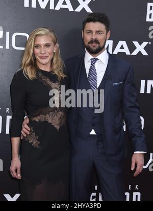 Katee Sackhoff und Karl Urban bei der Weltpremiere von „Star Trek Beyond“ in San Diego. Stockfoto