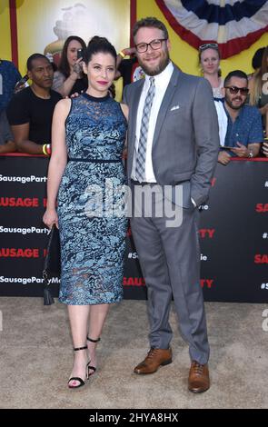 Seth Rogan und Lauren Miller bei der Weltpremiere der Sausage Party, die am 9. August 2016 im Village Theatre in Los Angeles, CA, USA, stattfand. Stockfoto