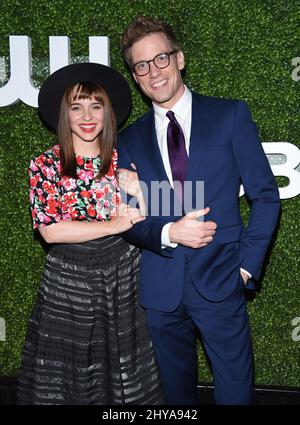 Renee Felice Smith und Barrett Foa treffen am Mittwoch, den 10. August 2016, auf der Summer TCA CBS, CW, Showtime Party im Pacific Design Center in West Hollywood, Kalifornien, ein. Stockfoto