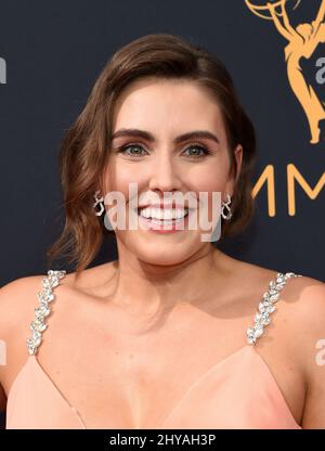 Lauren Adams kommt am Sonntag, den September, zu den Primetime Emmy Awards 68.. 18, 2016, im Microsoft Theater in Los Angeles. Stockfoto