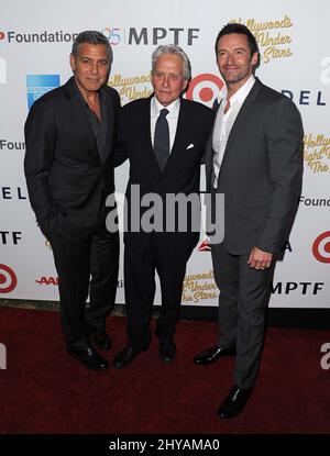 George Clooney, Michael Douglas, Hugh Jackman bei der Jubiläumsfeier „Hollywood's Night Under the Stars“ 95. auf dem MPTF Wasserman Campus in Los Angeles, USA. Stockfoto