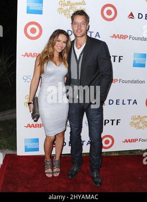 Justin Hartley, Chrishell Stause bei der Jubiläumsfeier „Hollywood's Night Under the Stars“ 95. auf dem MPTF Wasserman Campus in Los Angeles, USA. Stockfoto