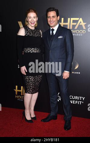 Bryce Dallas Howard und Edgar Ramirez nehmen am Sonntag, den 6. November 2016, an den jährlichen Hollywood Film Awards 20. im Beverly Hilton Hotel in Beverly Hills, Kalifornien, Teil. Stockfoto