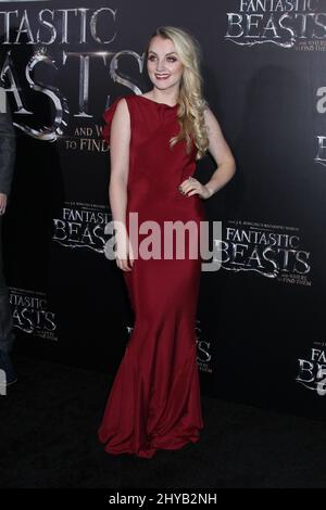 Evanna Lynch nimmt an der Weltpremiere von „Fantastic Beasts and where to Find Them“ in der Alice Tully Hall am Donnerstag, den 10. November 2016, in New York Teil. Stockfoto