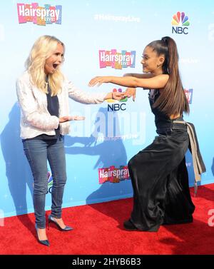 Ariana Grande, Kristin Chenoweth kommt beim 'Hairspray Live!' an Pressestreff auf dem Universal Lot am Mittwoch, den 16. November 2016, in Universal City, Kalifornien. Stockfoto