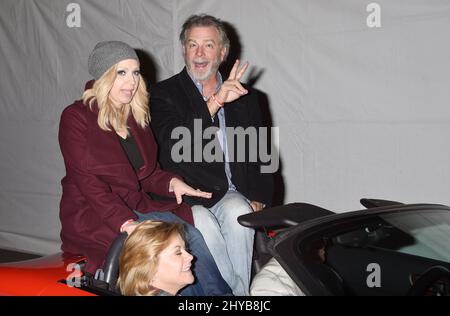 Leigh-Allyn Baker und Bill Engval nehmen an der jährlichen Hollywood Christmas Parade 85. auf dem Hollywood Blvd Teil. Stockfoto