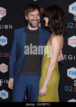 Katie Aselton und Mark Duplass kommen zur Serienpremiere von FX's ''Legion'', die am 26.. Januar 2017 im Pacific Design Center, Los Angeles, stattfand Stockfoto