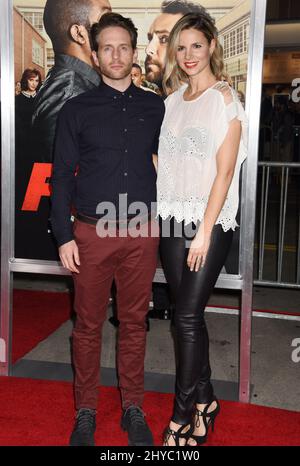 Glenn Howerton und Jill Latiano nehmen an der Weltpremiere „Fist Fight“ im Regency Village Theatre in Los Angeles, USA, Teil. Stockfoto