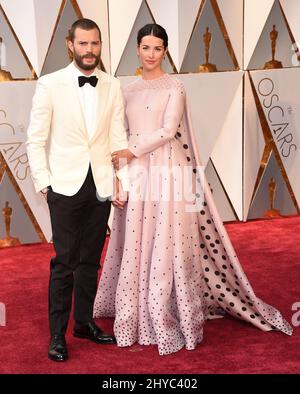 Jamie Dornan, Amelia Warner bei den Academy Awards 89. im Dolby Theater Stockfoto