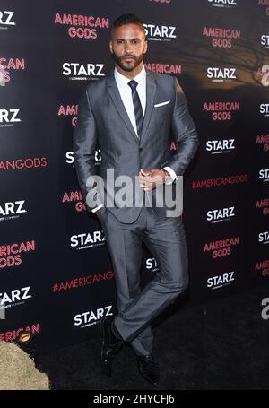 Ricky Whittle bei der Premiere von „American Gods“ im Cinerama Dome in Los Angeles, USA Stockfoto