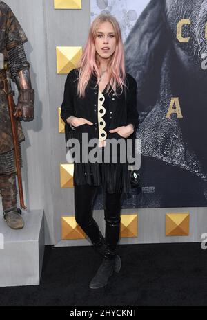 Mary Charterist bei der Weltpremiere von „King Arthur: Legend of the Sword“ im TCL Chinese Theatre in Los Angeles, USA, dabei Stockfoto