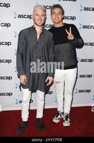 Nichols Petricca und Kevin Ray bei der Ankunft bei den ASCAP Pop Music Awards im Wiltern Theatre Stockfoto