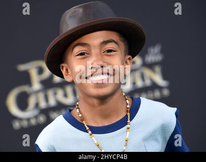 Miles Brown bei Disney's Premiere „Pirates of the Caribbean: Dead Men Tell No Tales“ in Los Angeles Stockfoto