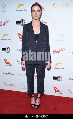 Ashleigh Brewer bei der Ankunft in Australier in Film veranstaltet das jährliche Heath Ledger Scholarship Dinner 9. im Sunset Marquis Hotel Stockfoto