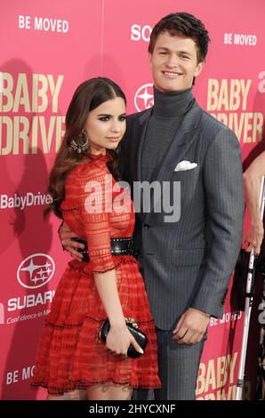 Ansel Elgort, Violetta Komyshan bei der Premiere von „Baby Driver“ im
