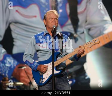 7. Juni 2012 Nashville, Tn. Glen Campbell 2012 CMA Music Festival nächtliche Konzerte im LP Field Stockfoto