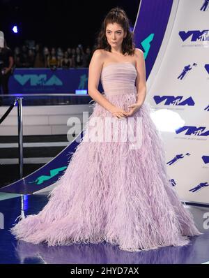 Lorde an den MTV Video Music Awards 2017 auf dem Forum in Los Angeles, USA statt Stockfoto