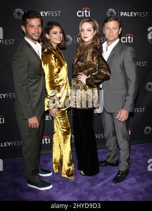 Rafael De La Fuente, Nathalie Kelley, Elizabeth Gillies und Grant Show bei der TV-Vorschau „Dynasty“ und „Valor“ bei den jährlichen PaleyFest Fall 11. in Los Angeles Stockfoto