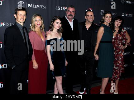 Will Estes, Vanessa Ray, Sami Gayle, Tom Selleck, Donnie Wahlberg, Bridget Moynahan & Marisa Ramirez bei der Vorführung des PaleyFest NY 2017 - „Blue Bloods“ im Paley Center for Media in New York, USA Stockfoto