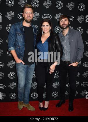 Lady Antebellum, Dave Haywood, Hilary Scott und Charles Kelley nahmen an der Abschiedsfeier von Kenny Rogers Teil Stockfoto