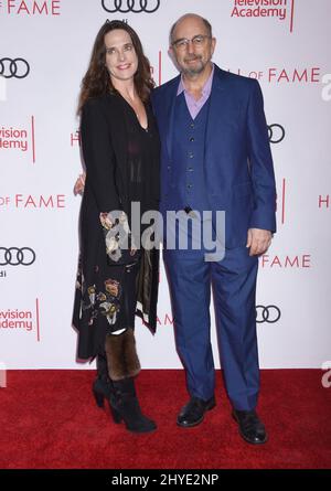 Sheila Kelley und Richard Schiff feiern bei der Hall of Fame-Zeremonie 24. die Fernsehlegenden, die an der Television Academy in North Hollywood, USA, abgehalten werden Stockfoto