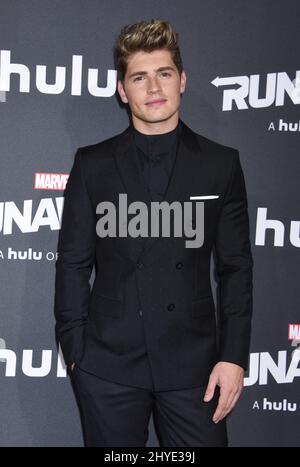 Gregg Sulkin bei der Premiere von Marvel in Los Angeles, USA Stockfoto