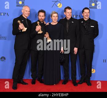 Drei Werbetafeln vor Ebbing, Missouri, wurden im Presseraum bei den jährlichen Golden Globe Awards 75., die am 7. Januar 2018 im Beverly Hilton Hotel in Beverly Hills, CA, abgehalten wurden, „gegossen“ Stockfoto