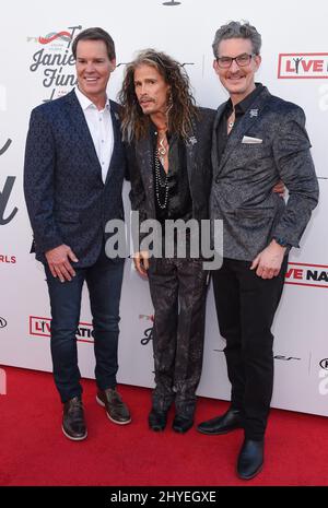 Patrick Lawler, Steven Tyler und Richard Shaw kommen zur Eröffnungsgala von Steven Tyler und Live Nation, die Janie's Fund am 28. Januar 2018 in DEN RED Studios in Hollywood, CA, unterstützt. Stockfoto