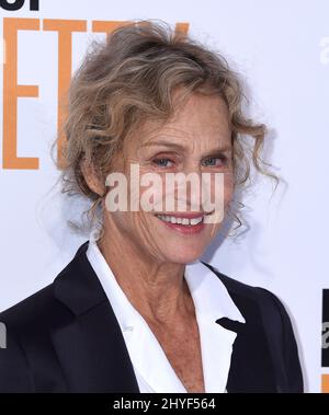 Lauren Hutton bei der Weltpremiere von „I Feel Pretty“, die am 16. April 2018 im Westwood Village Theatre in Westwood, Los Angeles, stattfand Stockfoto