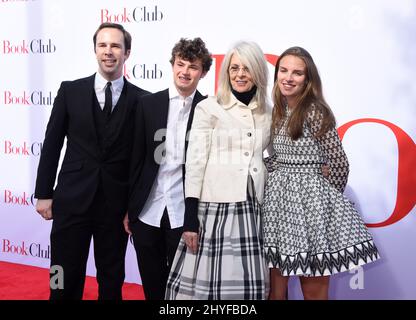 Diane Keaton, Dexter Keaton und Duke Keaton im Paramount Pictures 'Book Club' Los Angeles Premiere im Regency Village Theatre am 6. Mai 2018 in Westwood, ca. Stockfoto