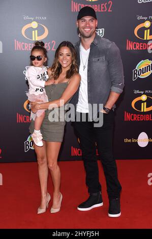 (L-R) Jana Kramer, Jolie Rae Caussin und Mike Caussin bei der Disney