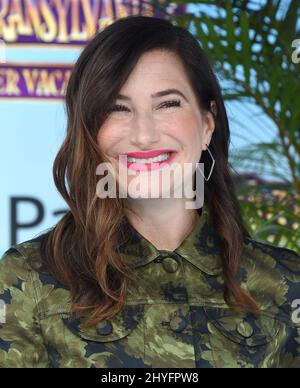 Kathryn Hahn bei der Ankunft im „Hotel Transylvania 3: Summer Vacation“ am 30. Juni 2018 in Westwood, CA, zur Weltpremiere im Regency Village Theatre. Stockfoto