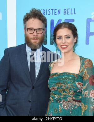 Seth Rogan und Lauren Miller Rogan bei der Premiere von „Like Father“ in Los Angeles im ArcLight Cinemas Hollywood Stockfoto