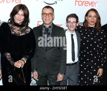 Catherine Keener, Fred Armisen, Noah Robbins & Maya Rudolph bei der Amazons 'Forever' Premiere im Whitby Theater am 10. September 2018. Stockfoto