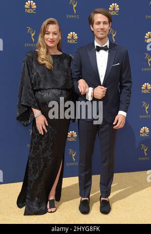 Yvonne Strahovski und Tim Loden bei den Primetime Emmy Awards 70. im Microsoft Theater L.A. Live am 17. September 2018 in Los Angeles, USA Stockfoto