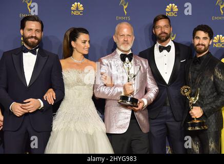 Edgar Ramirez, Penelope Cruz, Ryan Murphy, Ricky Martin und Darren Criss bei den Primetime Emmy Awards 70. im Microsoft Theater L.A. Live am 17. September 2018 in Los Angeles, USA. Stockfoto