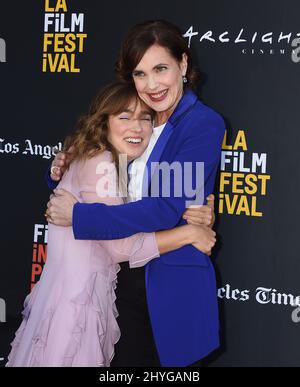 Elizabeth McGovern und Haley Lu Richardson nahmen an der Premiere von Chaperon während des LA Film Festivals Teil, das am 23. September 2018 in Arclight Culver City in Culver City, Kalifornien, stattfand Stockfoto