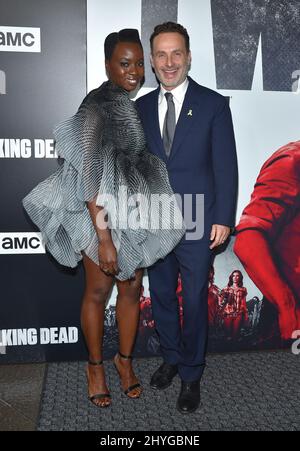 Danai Gurira und Andrew Lincoln kommen zur Premiere der Saison 9 im DGA Theatre Complex Stockfoto