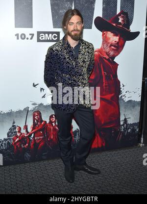 Tom Payne bei der Premiere der Saison 9 im DGA Theatre Complex Stockfoto