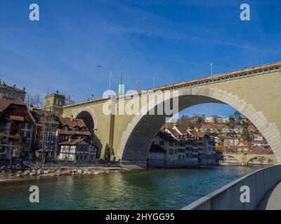 Nahaufnahme der Untertorbrücke über die Aare in Bern, Schweiz Stockfoto