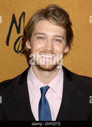 Joe Alwyn nimmt an der New Yorker Premiere von „Mary Queen of Scots“ im Pariser Theater in New York Teil Stockfoto