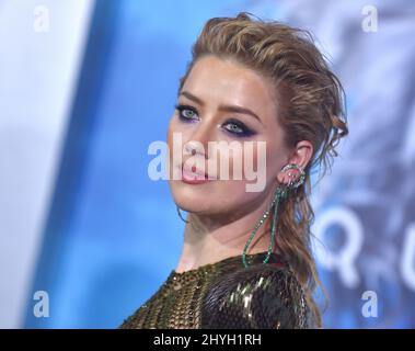 Amber hörte bei der Premiere von Warner Bros. Pictures' 'Aquaman' im TCL Chinese Theatre am 12. Dezember 2018 in Los Angeles Stockfoto