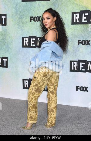 Tinashe kommt bei der „Rent: Live“-TV-Show-Fotoausstellung auf dem 20. Century Fox Lot an Stockfoto